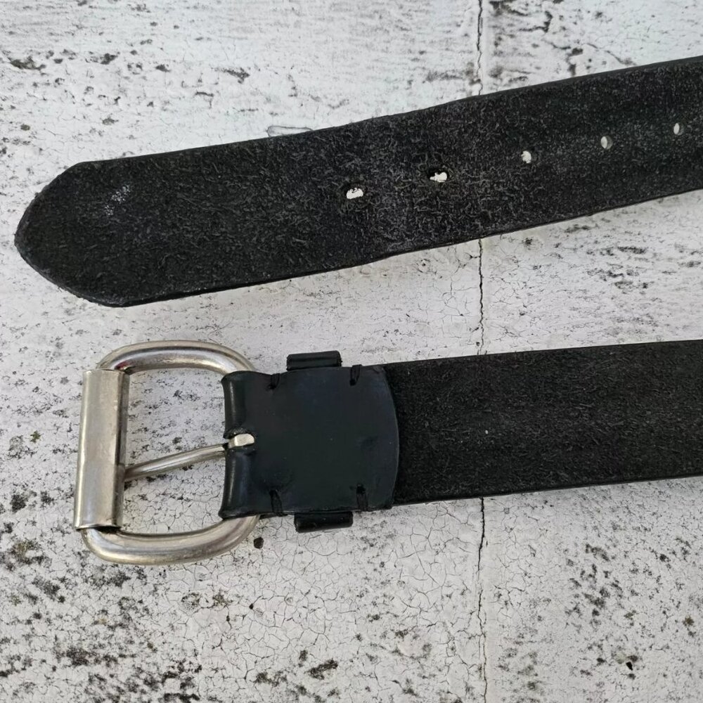 Levis Men Belt Black Leather Waistband Silver Tone Pin Buckle Size 30-31 inches - Picture 8 of 11